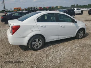 2015 Chevrolet Sonic LT z VIN 1G1JC5SH8F4120862, wystawiony jako Copart lot #60685265 z przebiegiem 163 346 mil mil oraz Czysty tytuł • Clean title. Historia ofert i sprzedaży dostępna na DreamBid. Obrazek 3.
