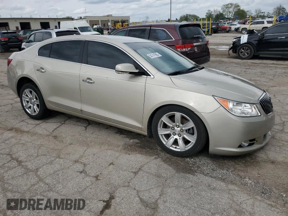 2013 Buick LaCrosse Premium 1 z VIN 1G4GF5E37DF218805, wystawiony jako Copart lot #54741965 z przebiegiem Nie podano mil oraz Czysty tytuł • Clean title. Historia ofert i sprzedaży dostępna na DreamBid. Obrazek 4.