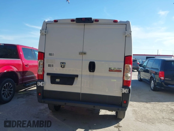 2018 Ram ProMaster Cargo with VIN 3C6TRVAG0JE110770, listed as a IAAI auction lot 41268805 with 228,304 mi miles and . Bid and sale history available at DreamBid. Image 17.