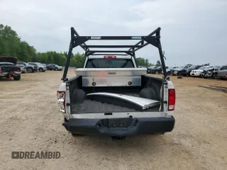 2018 Ram 1500 Tradesman z VIN 3C6JR6DT9JG291605, wystawiony jako Copart lot #51995945 z przebiegiem 83 946 mil mil oraz Szkoda całkowita • Salvage title. Historia ofert i sprzedaży dostępna na DreamBid. Obrazek 6.