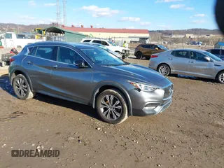 2017 Infiniti QX30 Luxury with VIN SJKCH5CR1HA020547, listed as a IAAI auction lot 41500509 with 64,263 mi miles. Bid and sale history available at carsss.com. Image 1.