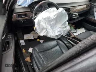 2007 BMW 3 Series 328xi с VIN WBAVC73567KP32609, выставлен на аукционе Copart как лот 84893854 с пробегом Не указан миль и Списание • Salvage title. История ставок и продаж доступна на DreamBid. Изображение 8.