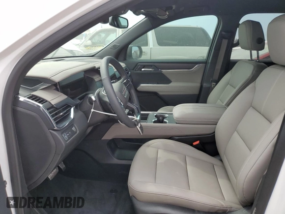 2024 GMC Acadia FWD Elevation z VIN 1GKENKKS7RJ172006, wystawiony jako Copart lot #74975404 z przebiegiem 3311 mil mil oraz Szkoda całkowita • Salvage title. Historia ofert i sprzedaży dostępna na DreamBid. Obrazek 7.