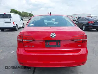 2015 Volkswagen Jetta SE with VIN 3VWD07AJ3FM275737, listed as a IAAI auction lot 42098894 with 131,716 mi miles and . Bid and sale history available at DreamBid. Image 16.