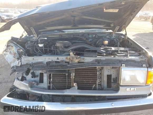 1990 Ford F-150 with VIN 1FTEX15N8LKA81933, listed as a IAAI auction lot 41433501 with 1,170 mi miles. Bid and sale history available at carsss.com. Image 10.