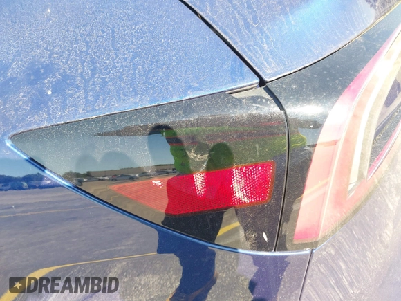 2024 Tesla Model 3 z VIN 5YJ3E1EAXRF751577, wystawiony jako IAAI lot #41831992 z przebiegiem 11 mil mil oraz . Historia ofert i sprzedaży dostępna na DreamBid. Obrazek 13.