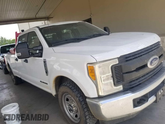 2017 Ford F-350 XL z VIN 1FT7W3AT7HED28246, wystawiony jako IAAI lot #42672583 z przebiegiem 133 085 mil mil oraz . Historia ofert i sprzedaży dostępna na DreamBid. Obrazek 13.