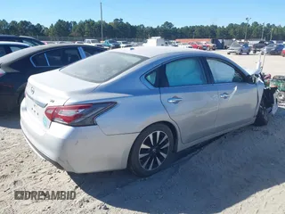 2018 Nissan Altima SR with VIN 1N4AL3AP4JC205173, listed as a IAAI auction lot 40567623 with 110,262 mi miles and . Bid and sale history available at DreamBid. Image 4.