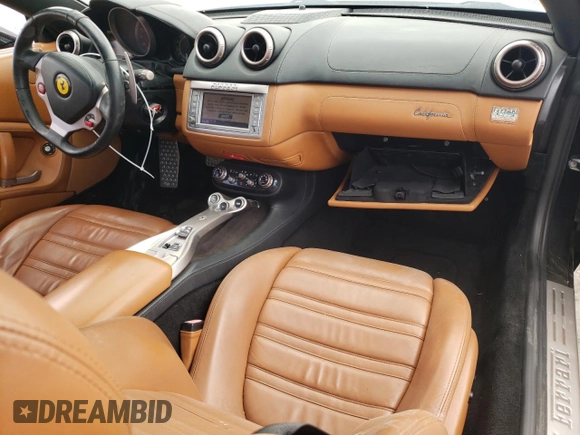 2010 Ferrari California с VIN ZFF65LJA4A0168991, выставлен на аукционе Copart как лот 66459973 с пробегом 45 378 миль миль и . История ставок и продаж доступна на DreamBid. Изображение 8.