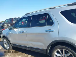 2014 Ford Explorer XLT with VIN 1FM5K7D81EGA74577, listed as a IAAI auction lot 41970759 with 194,847 mi miles. Bid and sale history available at carsss.com. Image 14.