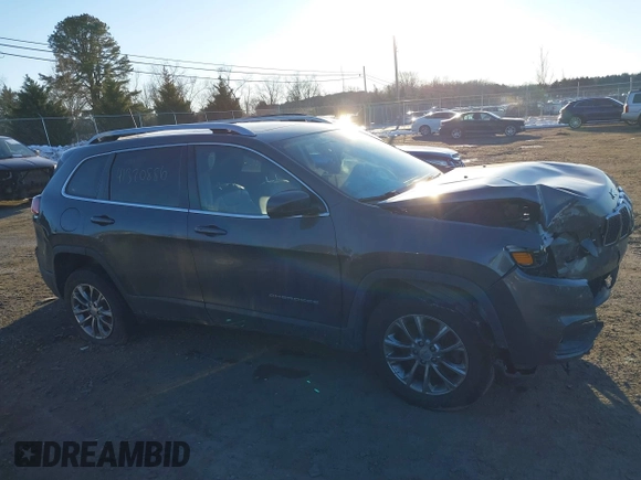 2019 Jeep Cherokee Altitude with VIN 1C4PJMLN0KD213357, listed as a IAAI auction lot 41320886 with 136,506 mi miles. Bid and sale history available at carsss.com. Image 13.