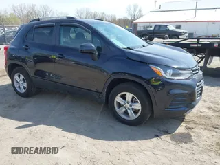 2022 Chevrolet Trax LT with VIN KL7CJPSM7NB568709, listed as a IAAI auction lot 42061802 with 28,995 mi miles and . Bid and sale history available at DreamBid. Image 1.