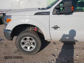 2016 Ford F-250 Lariat z VIN 1FT7W2BT4GEA95983, wystawiony jako IAAI lot #41096409 z przebiegiem 174 217 mil mil oraz . Historia ofert i sprzedaży dostępna na DreamBid. Obrazek 6.