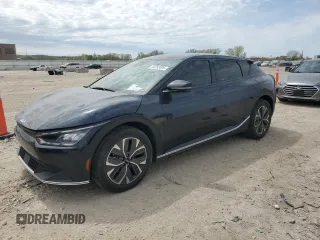 2024 Kia EV6 Wind z VIN KNDC3DLC4R5178849, wystawiony jako Copart lot #52393005 z przebiegiem Nie podano mil oraz Szkoda całkowita • Salvage title. Historia ofert i sprzedaży dostępna na DreamBid. Obrazek 1.