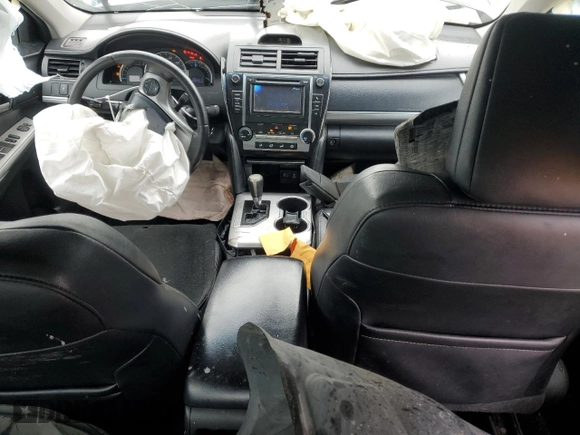 2013 Toyota Camry L with VIN 4T1BF1FK7DU696226, listed as a Copart auction lot 54060475 with 232,591 mi miles and Salvage Title. Bid and sale history available at DreamBid. Image 8.