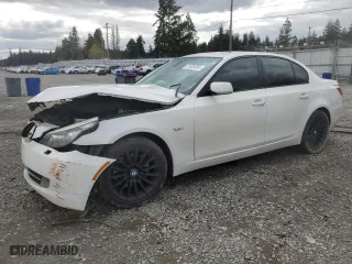 2008 BMW 5 Series 535xi with VIN WBANV93588CZ61102, listed as a Copart auction lot 51685095 with 133,724 mi miles and Salvage Title. Bid and sale history available at carsss.com. Image 1.