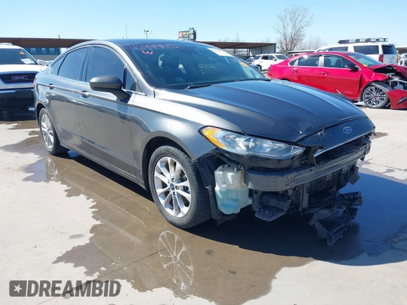2020 Ford Fusion SE with VIN 3FA6P0HD3LR136288, listed as a IAAI auction lot 41699942 with 99,409 mi miles. Bid and sale history available at carsss.com. Image 1.