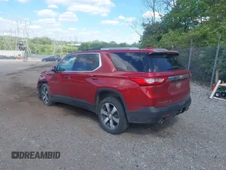 2018 Chevrolet Traverse LT z VIN 1GNEVHKW6JJ184290, wystawiony jako IAAI lot #42176919 z przebiegiem 103 835 mil mil oraz . Historia ofert i sprzedaży dostępna na DreamBid. Obrazek 3.