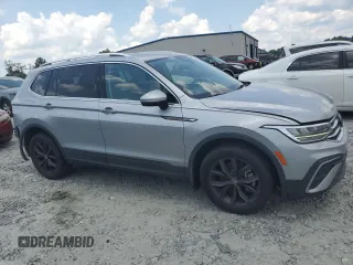 2022 Volkswagen Tiguan SE with VIN 3VV3B7AX2NM105513, listed as a Copart auction lot 62281665 with 97,481 mi miles and Salvage title. Bid and sale history available at DreamBid. Image 4.