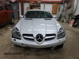 2008 Mercedes-Benz SLK 350 z VIN WDBWK56F08F180858, wystawiony jako Copart lot #43420175 z przebiegiem 142 194 mil mil oraz Szkoda całkowita • Salvage title. Historia ofert i sprzedaży dostępna na DreamBid. Obrazek 5.