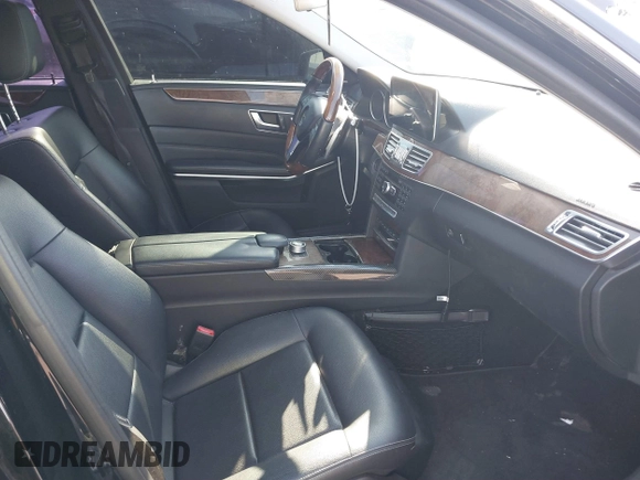 2014 Mercedes-Benz E-Class E 250 BlueTEC Luxury with VIN WDDHF0EB9EA912094, listed as a IAAI auction lot 41329405 with 122,503 mi miles. Bid and sale history available at carsss.com. Image 5.