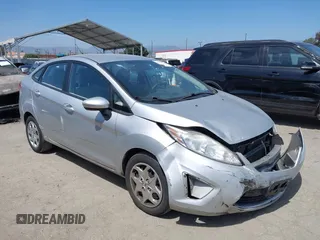 2011 Ford Fiesta S z VIN 3FADP4AJ9BM180659, wystawiony jako IAAI lot #42339148 z przebiegiem 37 237 mil mil oraz . Historia ofert i sprzedaży dostępna na DreamBid. Obrazek 1.