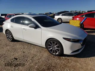 2019 Mazda 3 Premium with VIN 3MZBPAEM7KM101202, listed as a Copart auction lot 81261784 with 50,712 mi miles and Salvage Title. Bid and sale history available at DreamBid. Image 4.