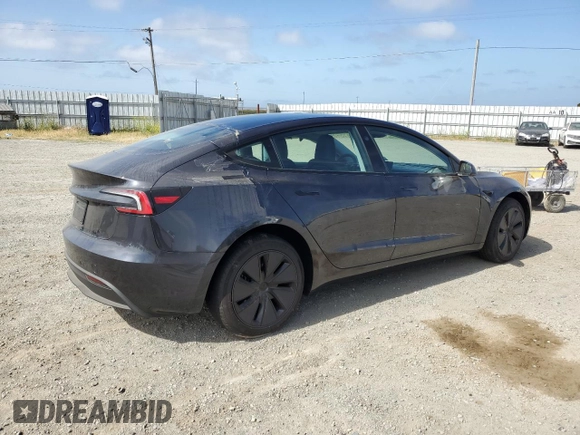 2025 Tesla Model 3 Long Range z VIN 5YJ3E1EA2SF988697, wystawiony jako Copart lot #56584815 z przebiegiem 4 664 mil mil oraz Szkoda całkowita • Salvage title. Historia ofert i sprzedaży dostępna na DreamBid. Obrazek 3.
