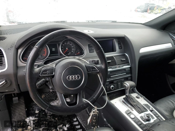 2015 Audi Q7 3.0L TDI Prestige with VIN WA1WMBFE1FD005779, listed as a Copart auction lot 70768902 with 136,551 mi miles. Bid and sale history available at carsss.com. Image 8.