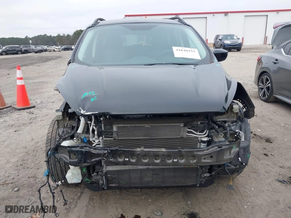 2018 Ford Escape SE with VIN 1FMCU0GD1JUB03329, listed as a IAAI auction lot 41040155 with 61,006 mi miles. Bid and sale history available at carsss.com. Image 13.