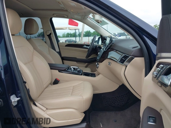2018 Mercedes-Benz GLE 350 z VIN 4JGDA5JB4JB015629, wystawiony jako IAAI lot #42255635 z przebiegiem 44 452 mil mil oraz . Historia ofert i sprzedaży dostępna na DreamBid. Obrazek 5.