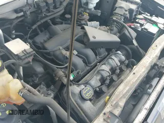 2006 Ford Escape XLT с VIN 1FMYU03196KA40825, выставлен на аукционе IAAI как лот 42987275 с пробегом 146 757 миль миль и . История ставок и продаж доступна на DreamBid. Изображение 13.