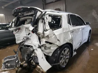 2021 Chevrolet Traverse Premier with VIN 1GNEVKKWXMJ162245, listed as a Copart auction lot 49706945 with 117,580 mi miles and Non Repairable. Bid and sale history available at carsss.com. Image 3.
