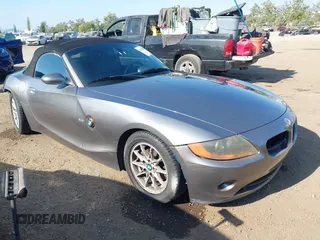 2004 BMW Z4 2.5i with VIN 4USBT33504LS50684, listed as a IAAI auction lot 42620116 with 119,707 mi miles and . Bid and sale history available at DreamBid. Image 1.