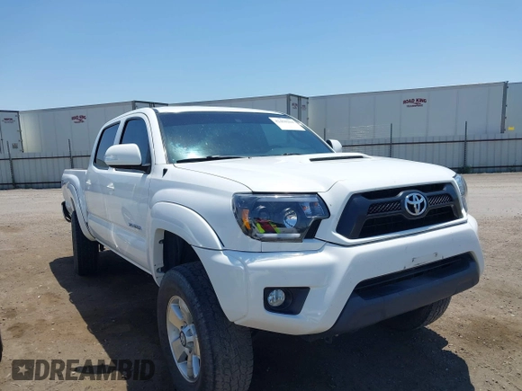 2014 Toyota Tacoma PreRunner z VIN 3TMJU4GN1EM159700, wystawiony jako IAAI lot #42460264 z przebiegiem 93 891 mil mil oraz . Historia ofert i sprzedaży dostępna na DreamBid. Obrazek 14.