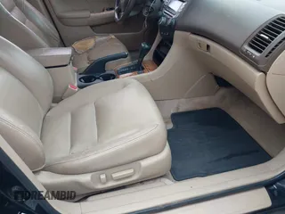 2005 Honda Accord EX-L z VIN 1HGCM66535A009043, wystawiony jako IAAI lot #42357417 z przebiegiem 158 585 mil mil oraz . Historia ofert i sprzedaży dostępna na DreamBid. Obrazek 5.