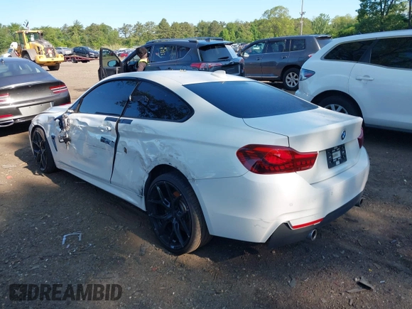 2018 BMW 4 Series 440i xDrive с VIN WBA4W9C55JAC09144, выставлен на аукционе IAAI как лот 42390711 с пробегом 54 702 миль миль и . История ставок и продаж доступна на DreamBid. Изображение 3.