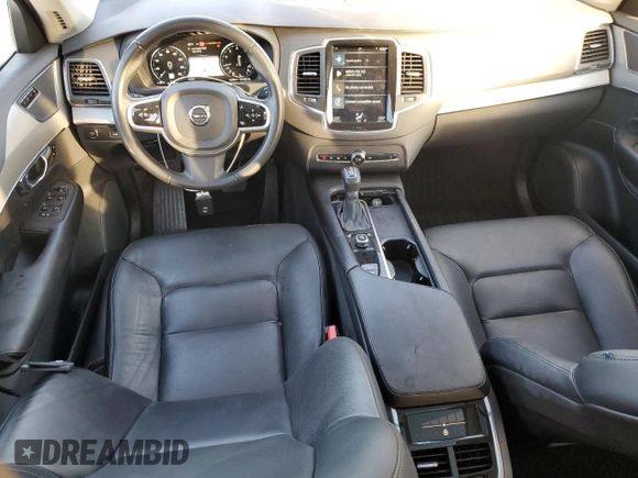 2022 Volvo XC90 Momentum with VIN YV4102CK3N1780278, listed as a Copart auction lot 76260684 with 37,246 mi miles and Salvage Title. Bid and sale history available at DreamBid. Image 8.