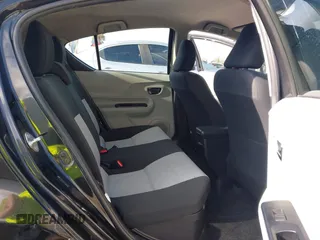 2012 Toyota Prius One z VIN JTDKDTB3XC1021183, wystawiony jako IAAI lot #42272652 z przebiegiem 168 774 mil mil oraz . Historia ofert i sprzedaży dostępna na DreamBid. Obrazek 8.
