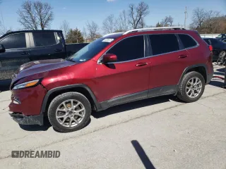 2018 Jeep Cherokee Latitude Plus with VIN 1C4PJLLB8JD622754, listed as a Copart auction lot 48239075 with 212,331 mi miles and Salvage Title. Bid and sale history available at carsss.com. Image 1.