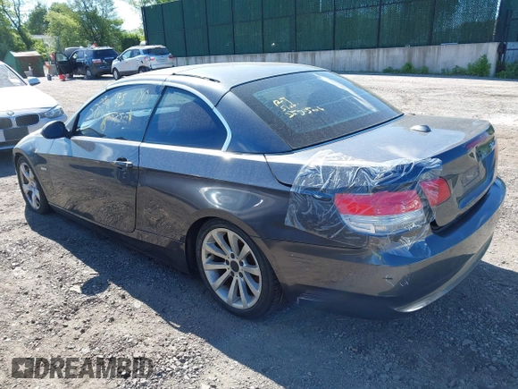 2008 BMW 3 Series 328i с VIN WBAWL13528PX19409, выставлен на аукционе IAAI как лот 42306989 с пробегом Не указан миль и . История ставок и продаж доступна на DreamBid. Изображение 3.