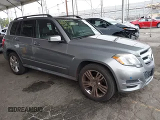 2013 Mercedes-Benz GLK 350 z VIN WDCGG5HB4DG089009, wystawiony jako IAAI lot #42379231 z przebiegiem 98 755 mil mil oraz . Historia ofert i sprzedaży dostępna na DreamBid. Obrazek 1.