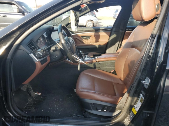 2013 BMW 5 Series 535i xDrive with VIN WBAFU7C54DDU74933, listed as a Copart auction lot 50698855 with 156,112 mi miles and Salvage Title. Bid and sale history available at DreamBid. Image 7.