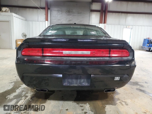 2014 Dodge Challenger R/T z VIN 2C3CDYBT1EH195041, wystawiony jako Copart lot #52693425 z przebiegiem 75 600 mil mil oraz Szkoda całkowita • Salvage title. Historia ofert i sprzedaży dostępna na DreamBid. Obrazek 6.