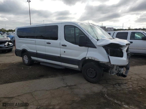 2019 Ford Transit Passenger Wagon XL with VIN 1FBZX2ZM5KKA47069, listed as a Copart auction lot 72350254 with 210,856 mi miles and Non Repairable. Bid and sale history available at carsss.com. Image 4.