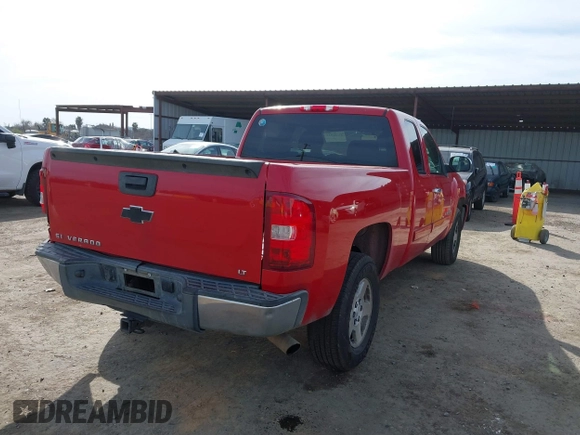 2007 Chevrolet Silverado 1500 LT w/2LT with VIN 2GCEC19J971669428, listed as a IAAI auction lot 41681937 with 243,059 mi miles. Bid and sale history available at carsss.com. Image 4.