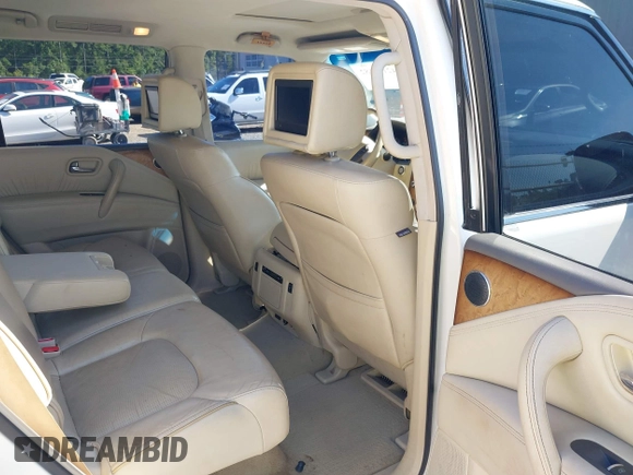 2014 Infiniti QX80 z VIN JN8AZ2NC1E9352276, wystawiony jako IAAI lot #42199182 z przebiegiem 173 548 mil mil oraz . Historia ofert i sprzedaży dostępna na DreamBid. Obrazek 8.