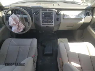 2014 Ford Expedition XL с VIN 1FMJU1G50EEF02576, выставлен на аукционе Copart как лот 55795935 с пробегом 90 920 миль миль и Списание • Salvage title. История ставок и продаж доступна на DreamBid. Изображение 8.