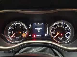 2014 Jeep Cherokee Altitude with VIN 1C4PJMCB2EW317346, listed as a IAAI auction lot 41861651 with 100,602 mi miles. Bid and sale history available at carsss.com. Image 7.