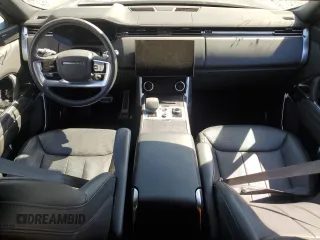 2023 Land Rover Range Rover SE z VIN SALKP9E70PA031776, wystawiony jako Copart lot #47582265 z przebiegiem Nie podano mil oraz Szkoda całkowita • Salvage title. Historia ofert i sprzedaży dostępna na DreamBid. Obrazek 8.